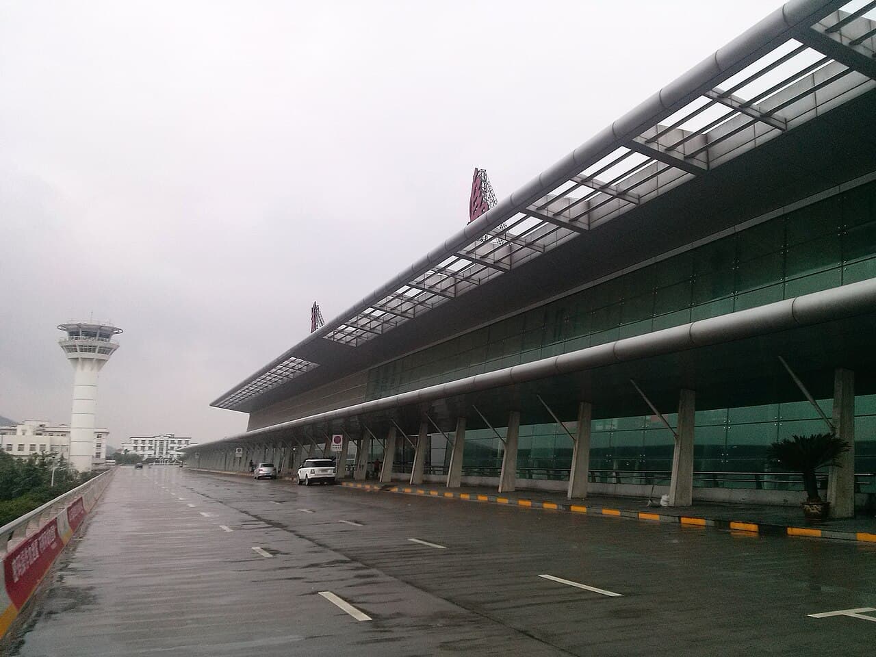 Terminal and control tower at Yiwu Airport
